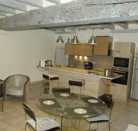 Charme Et Confort Blois Centre Apartamento Exterior foto
